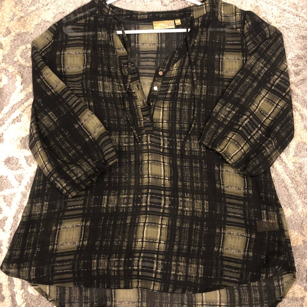 3/4 sleeve sheer blouse